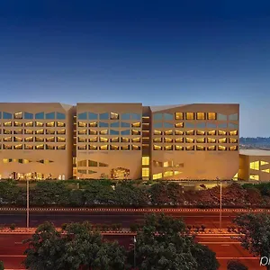 Otel Vivanta New Delhi, Dwarka