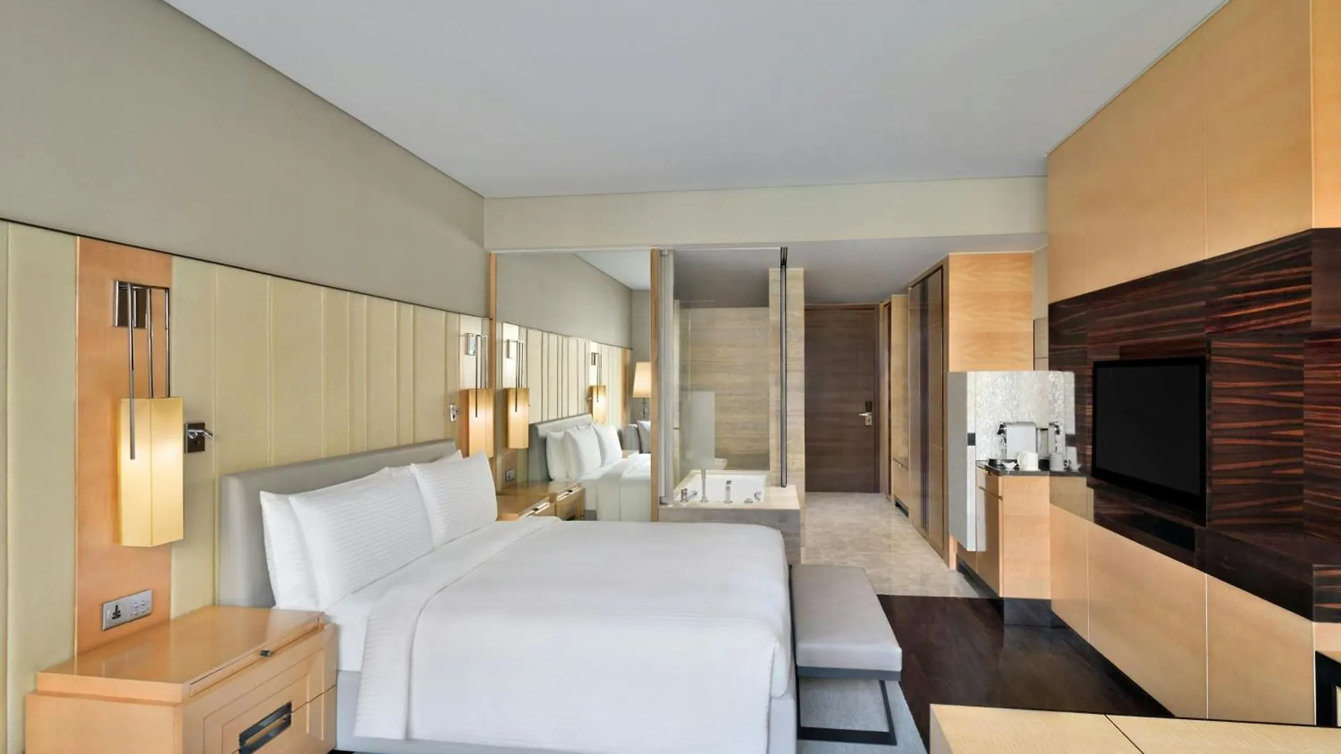Jw Marriott Hotel New Delhi Aerocity India