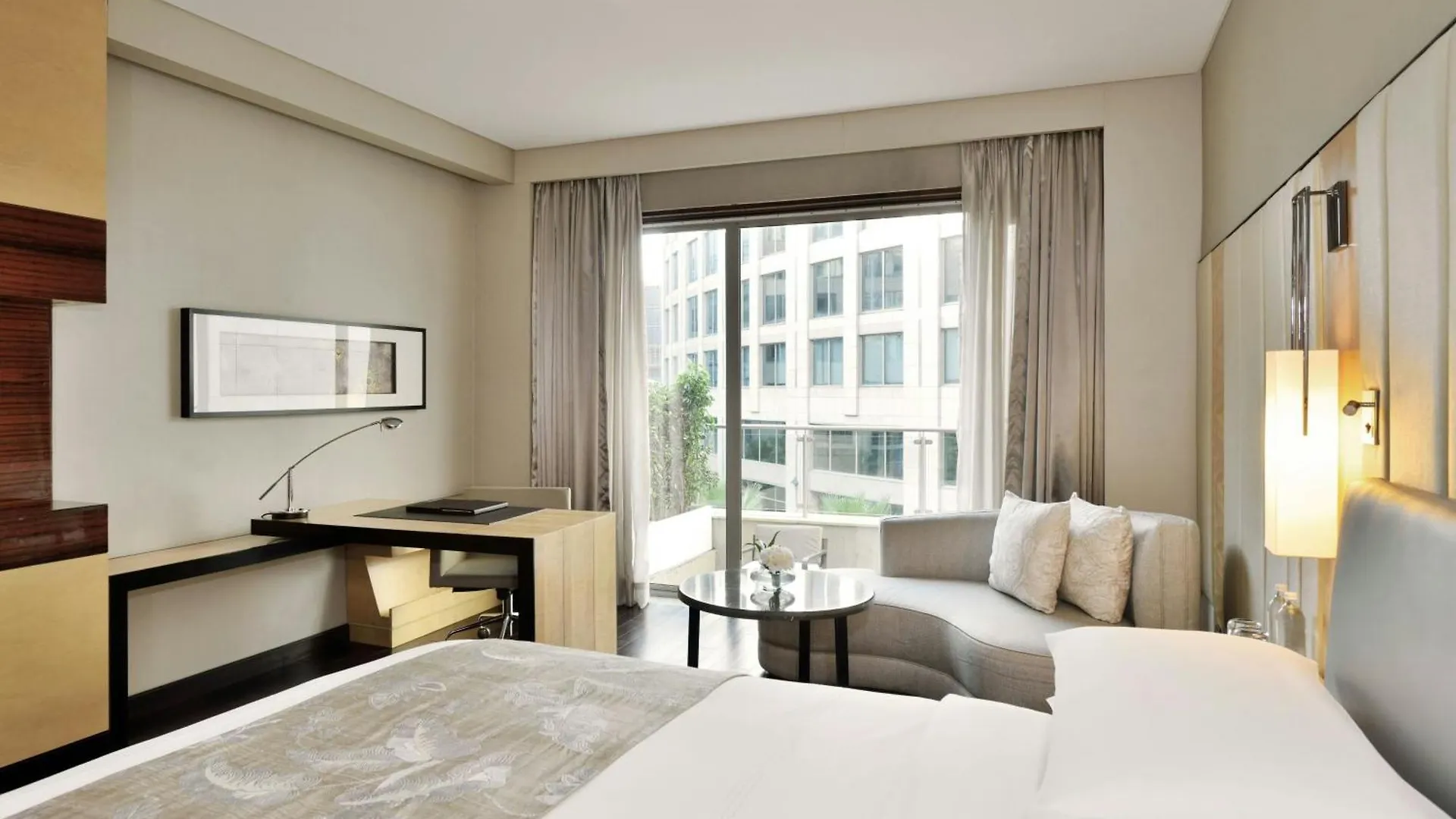 Jw Marriott Hotel New Delhi Aerocity
